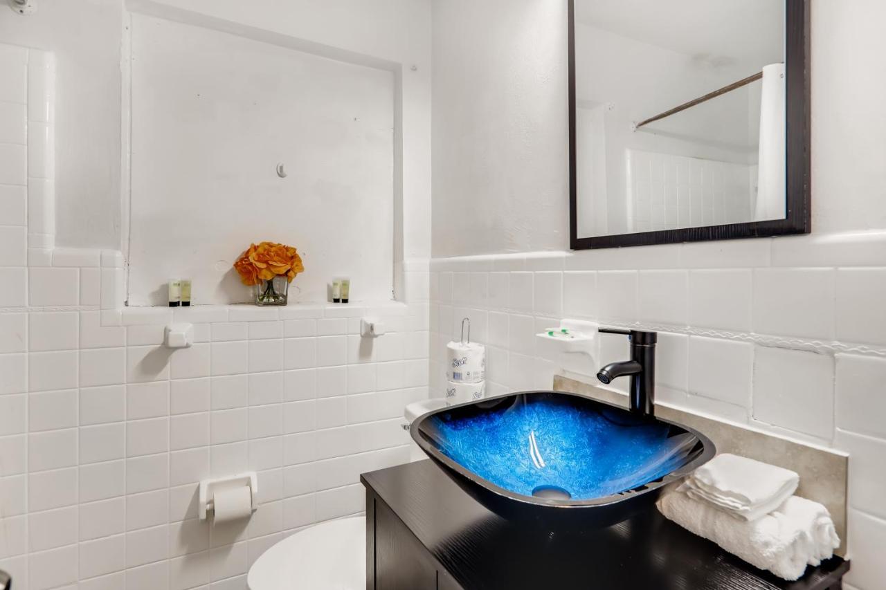 Coral Sands 1Br/1Ba Close 2 Beach! West Palm Beach Exteriör bild